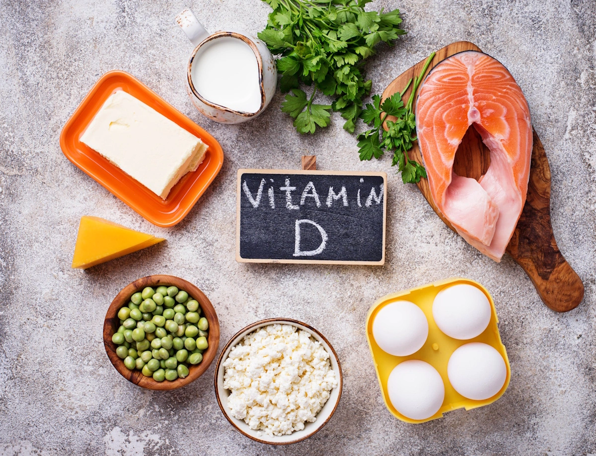 D vitamini daha çox sümük və əzələ sağlamlığı ilə tanınsa da, sinir-əzələ və immun sisteminin normal fəaliyyətində də iştirak edir. 